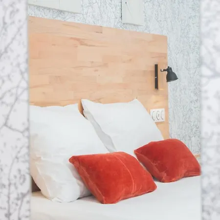 Le Rdv'd Hotel *